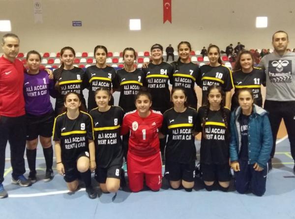 Kız Futsal takımımız İl Yarı finali oynayacak